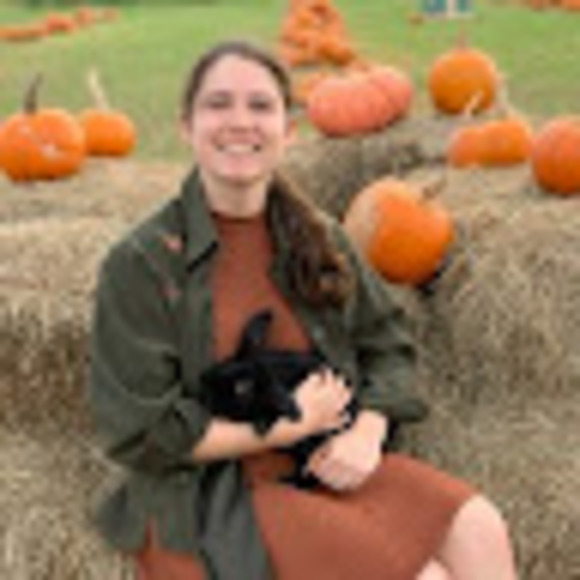 Meet your Posher, Brianna - Picture 1 of 1